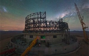 Extremely Large Telescope (ELT) em construção