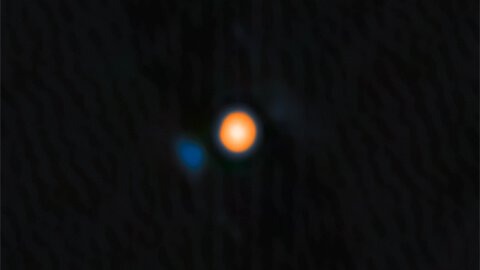 Betelgeuse e sua estrela companheira