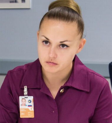 Engenheira. Primeira russa a visitar a ISS. Passou 167,2 dias no espaço. Yelena Serova